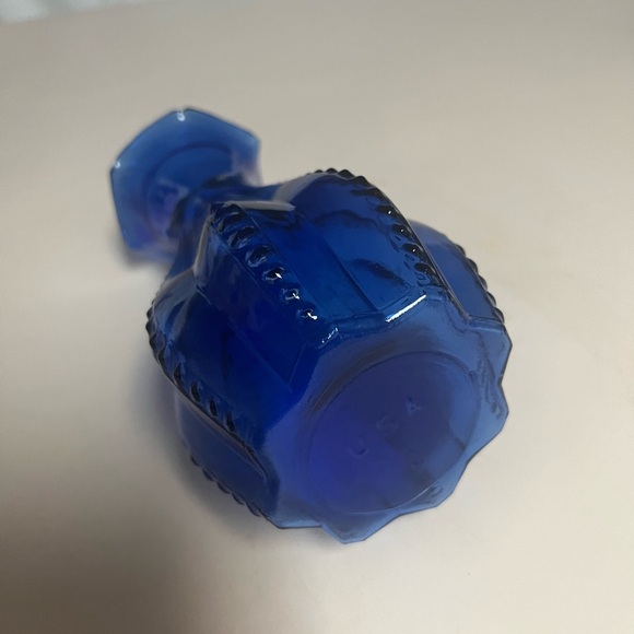 Blue Cobalt Decorative Vase - Picture 4 of 6